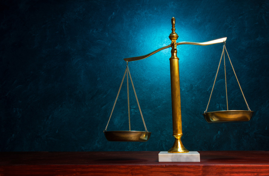 普陀區律師事務所的智慧護航：處理多領域復雜案件的全面辯護策略